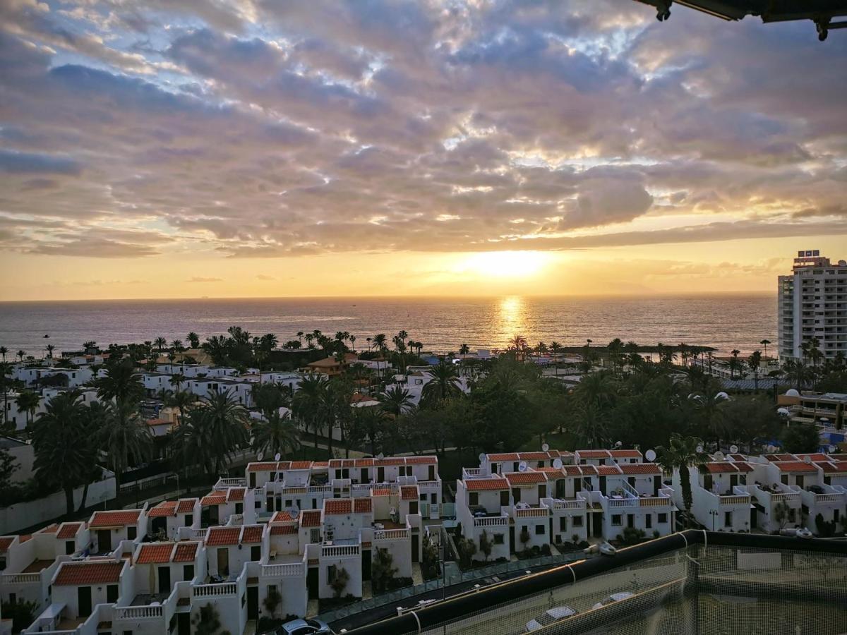 Cozy Ocean And La Gomera View Playa de las Américas